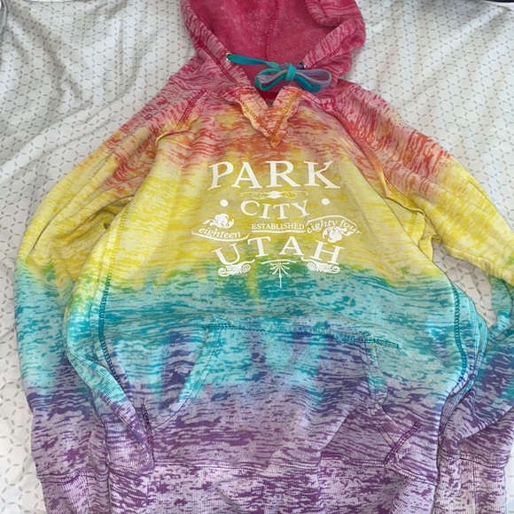 Last chance!! Park City Utah Rainbow Hoodie Size Medium - Picture 3 of 6